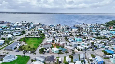 10725 S Ocean Drive Jensen Beach FL 34957