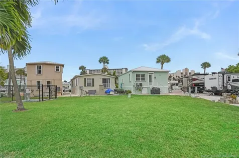 10725 S Ocean Drive Jensen Beach FL 34957