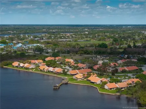3504 SE Sandpiper Circle Port St Lucie FL 34952