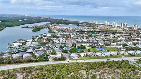 2550 Harbour Cove Drive Hutchinson Island FL 34949