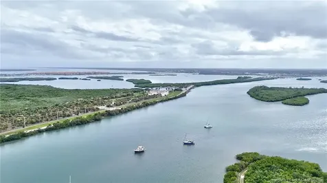 2550 Harbour Cove Drive Hutchinson Island FL 34949