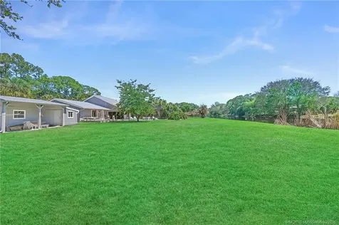 11266 SW Meadowlark Circle Stuart FL 34997