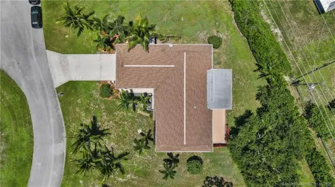 2916 SE Paramount Place Stuart FL 34997