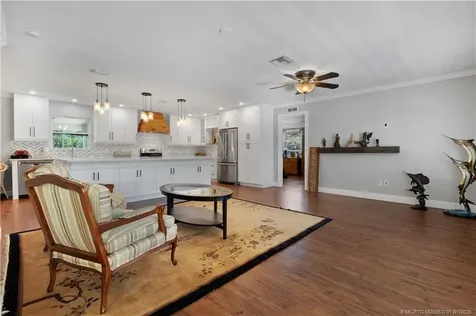 2916 SE Paramount Place Stuart FL 34997