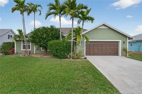 9275 SE Mercury Street Hobe Sound FL 33455