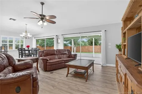 9275 SE Mercury Street Hobe Sound FL 33455