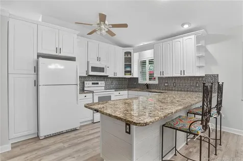 9275 SE Mercury Street Hobe Sound FL 33455