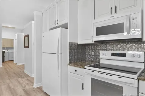 9275 SE Mercury Street Hobe Sound FL 33455