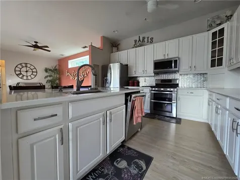 746 SW Saint Croix Cove Port St Lucie FL 34986