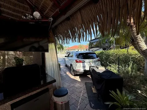 462 NW Sandtrap Lane Port St Lucie FL 34986