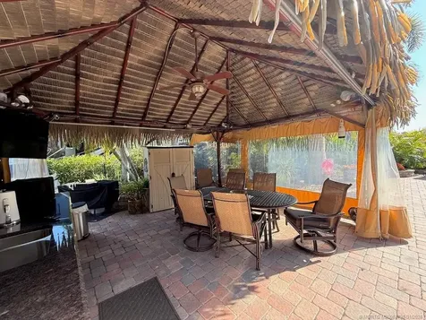 462 NW Sandtrap Lane Port St Lucie FL 34986