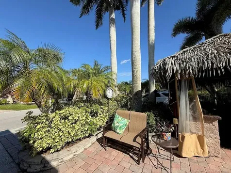 462 NW Sandtrap Lane Port St Lucie FL 34986