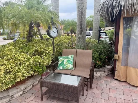 462 NW Sandtrap Lane Port St Lucie FL 34986
