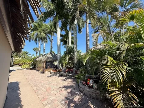 462 NW Sandtrap Lane Port St Lucie FL 34986