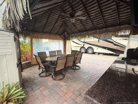 462 NW Sandtrap Lane Port St Lucie FL 34986