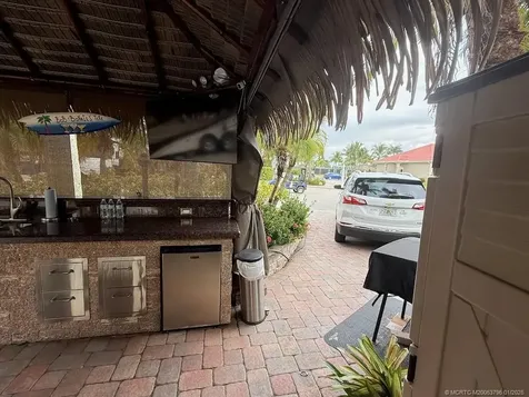 462 NW Sandtrap Lane Port St Lucie FL 34986