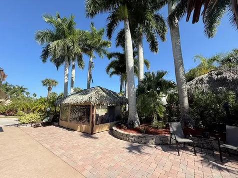 462 NW Sandtrap Lane Port St Lucie FL 34986
