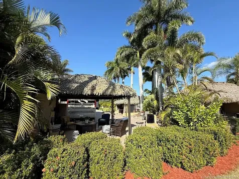 462 NW Sandtrap Lane Port St Lucie FL 34986