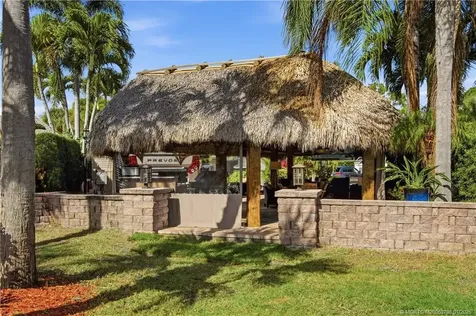 425 NW Chipshot Lane Port St Lucie FL 34986