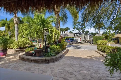 425 NW Chipshot Lane Port St Lucie FL 34986