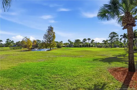 425 NW Chipshot Lane Port St Lucie FL 34986