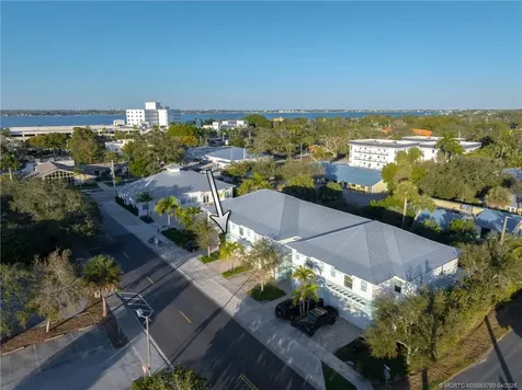 411 SE High School Avenue Stuart FL 34994