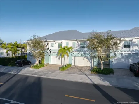 411 SE High School Avenue Stuart FL 34994