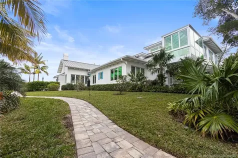 3 Island Road Sewalls Point FL 34996