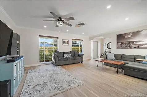 3881 SE Fairway W Stuart FL 34997