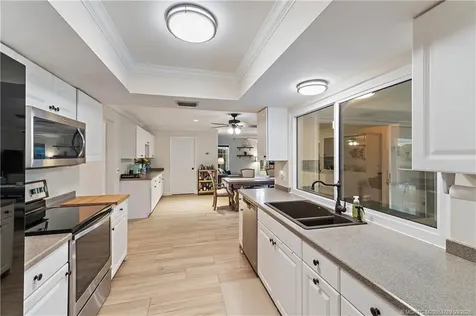 3881 SE Fairway W Stuart FL 34997