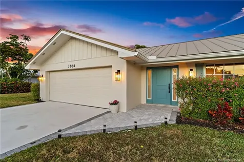 3881 SE Fairway W Stuart FL 34997