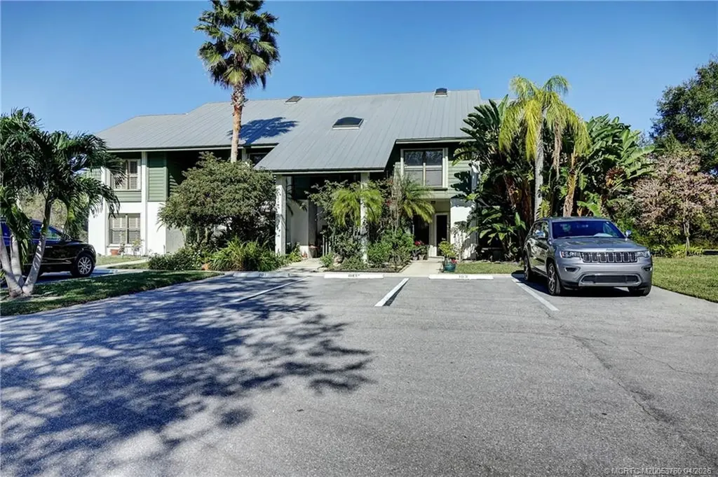 5290 SE Seascape Way Stuart FL 34997