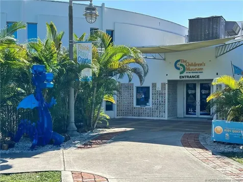 2646 NE Pelican Way E Jensen Beach FL 34957