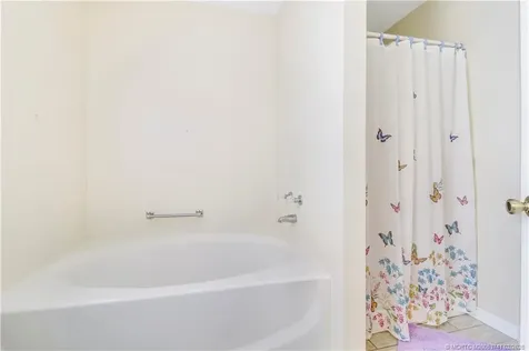 6018 Travelers Way Fort Pierce FL 34982