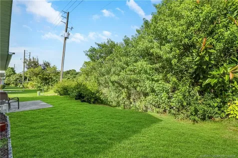 6018 Travelers Way Fort Pierce FL 34982