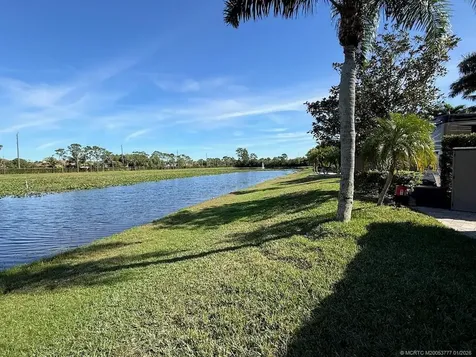 88 NW Boundary Drive Port St Lucie FL 34986