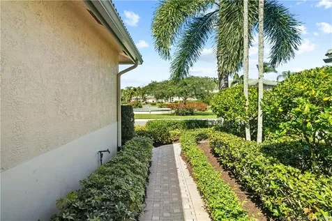 1493 SE Prestwick Lane Port St Lucie FL 34952