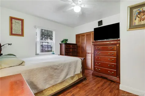 401 SW Ewing Avenue Port St Lucie FL 34983