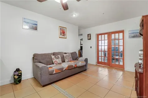 401 SW Ewing Avenue Port St Lucie FL 34983