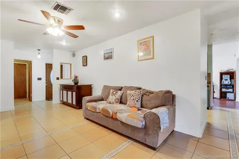 401 SW Ewing Avenue Port St Lucie FL 34983