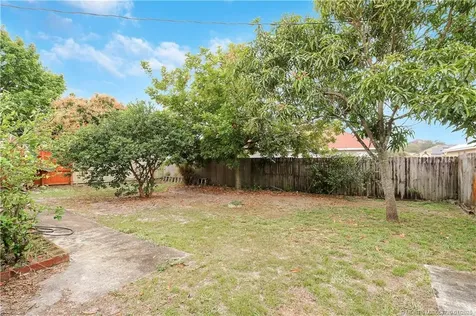 401 SW Ewing Avenue Port St Lucie FL 34983