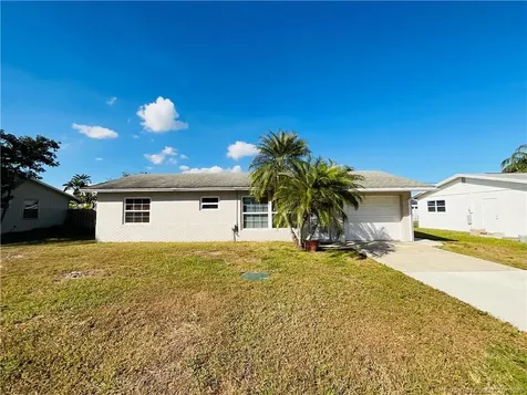 2031 SE Jackson Street Stuart FL 34997