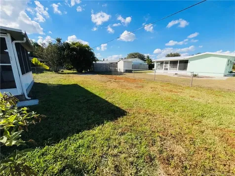 2031 SE Jackson Street Stuart FL 34997