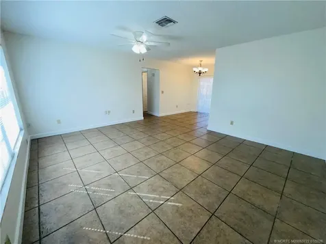 2031 SE Jackson Street Stuart FL 34997