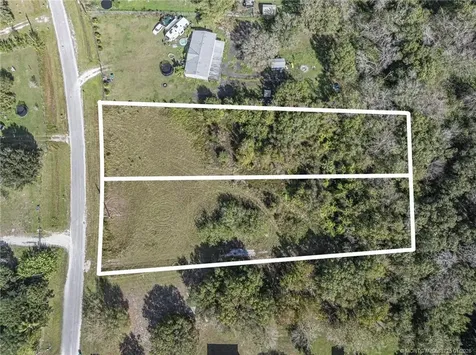 17510 NW 38th Avenue Okeechobee FL 34972