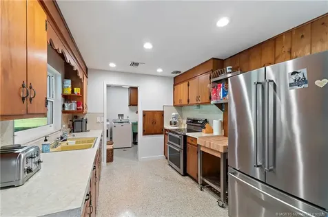 800 Anita Street Fort Pierce FL 34982