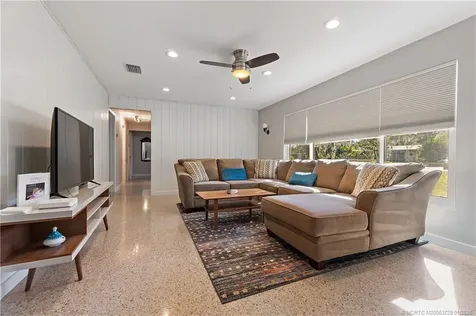 800 Anita Street Fort Pierce FL 34982