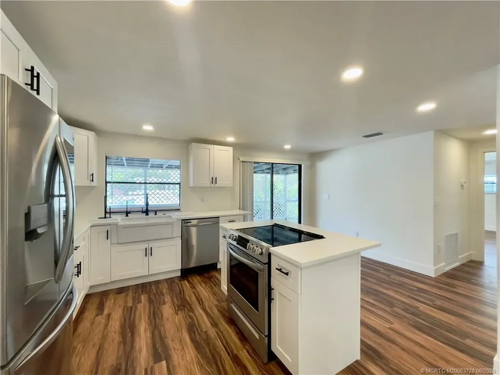 2555 Pga Boulevard Palm Beach Gardens FL 33410