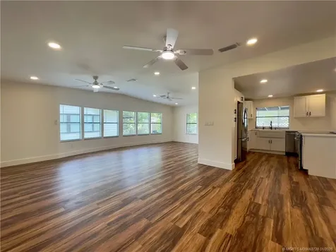 2555 Pga Boulevard Palm Beach Gardens FL 33410