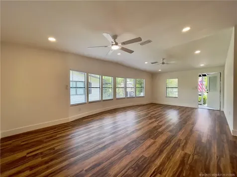 2555 Pga Boulevard Palm Beach Gardens FL 33410